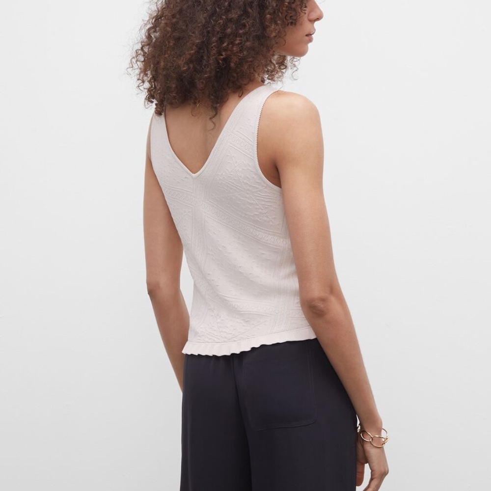 Ruffle Hem Tank - Brand New - NEVER WORN - Black - Picture 7 of 10